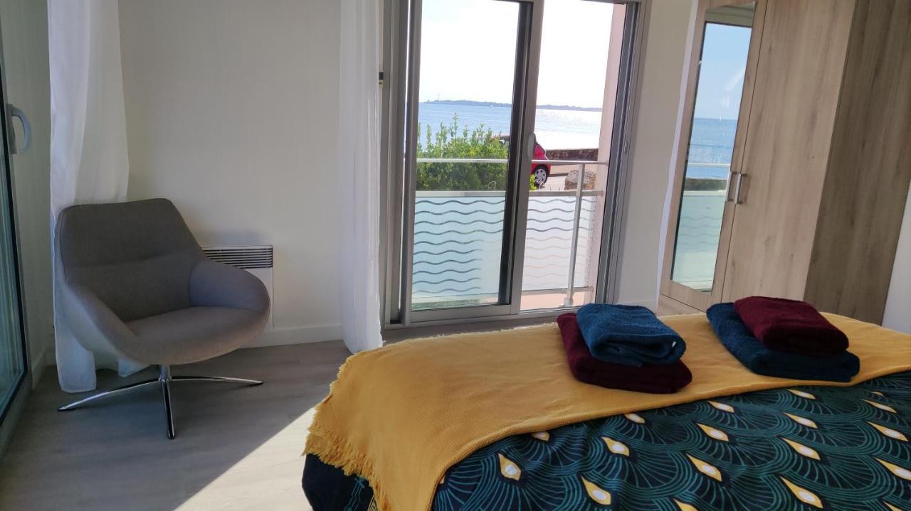 קונקרנו Appartement T3 De 74M2 Tres Lumineux Vue Panoramique Mer Et Plages מראה חיצוני תמונה