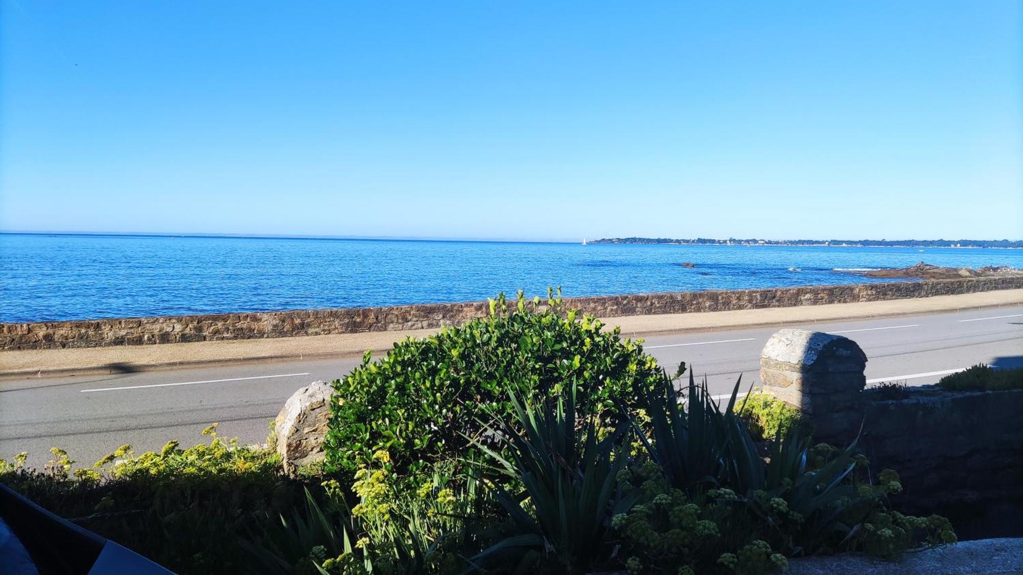 קונקרנו Appartement T3 De 74M2 Tres Lumineux Vue Panoramique Mer Et Plages מראה חיצוני תמונה