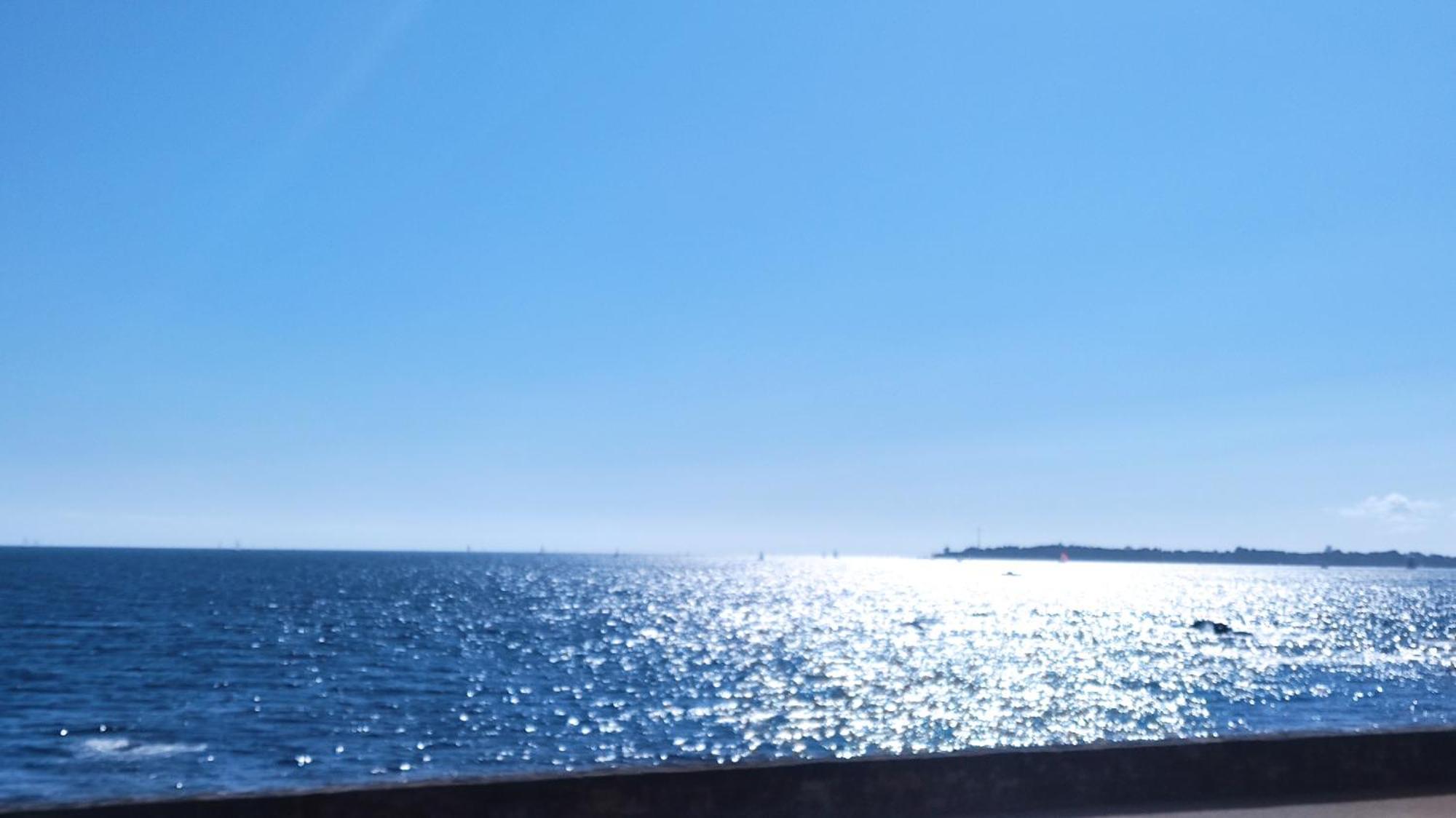קונקרנו Appartement T3 De 74M2 Tres Lumineux Vue Panoramique Mer Et Plages מראה חיצוני תמונה